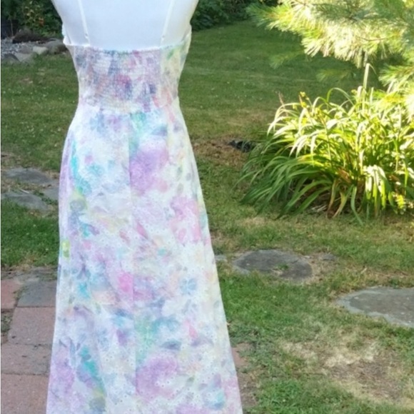 Adyson Parker Cotton Eyelet Embroidered Watercolor Maxi Dress size Large - Picture 7 of 12